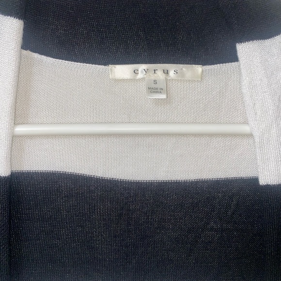 Cyrus Cardigan - Picture 5 of 6